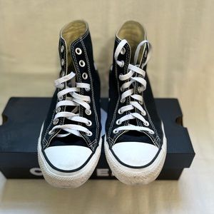 Converse All Stars Mens 7.5 Womens 9.5 GREAT Condition